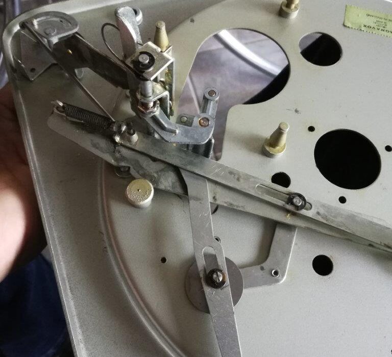Original Magnavox changer mechanism